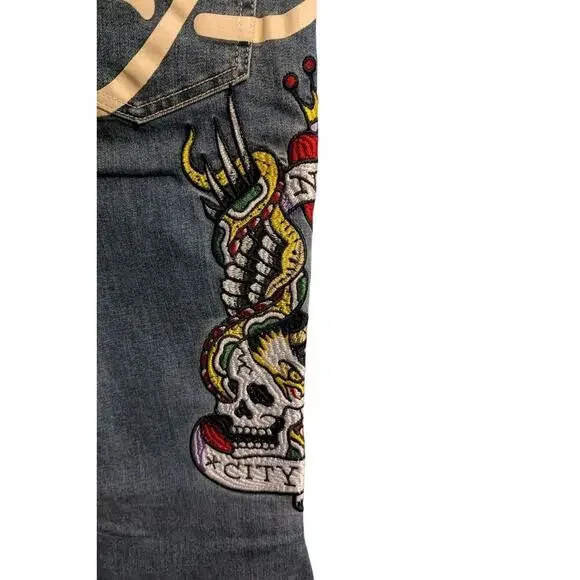 Ed Hardy Women's Embroidered New York City Eagle Slim Flare Jeans Size 28 G - Picture 6 of 7